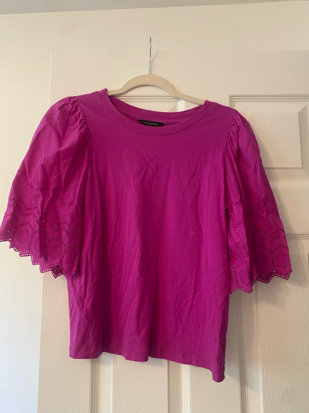 Banana Republic Fuchsia Puff Sleeve Eyelet Top